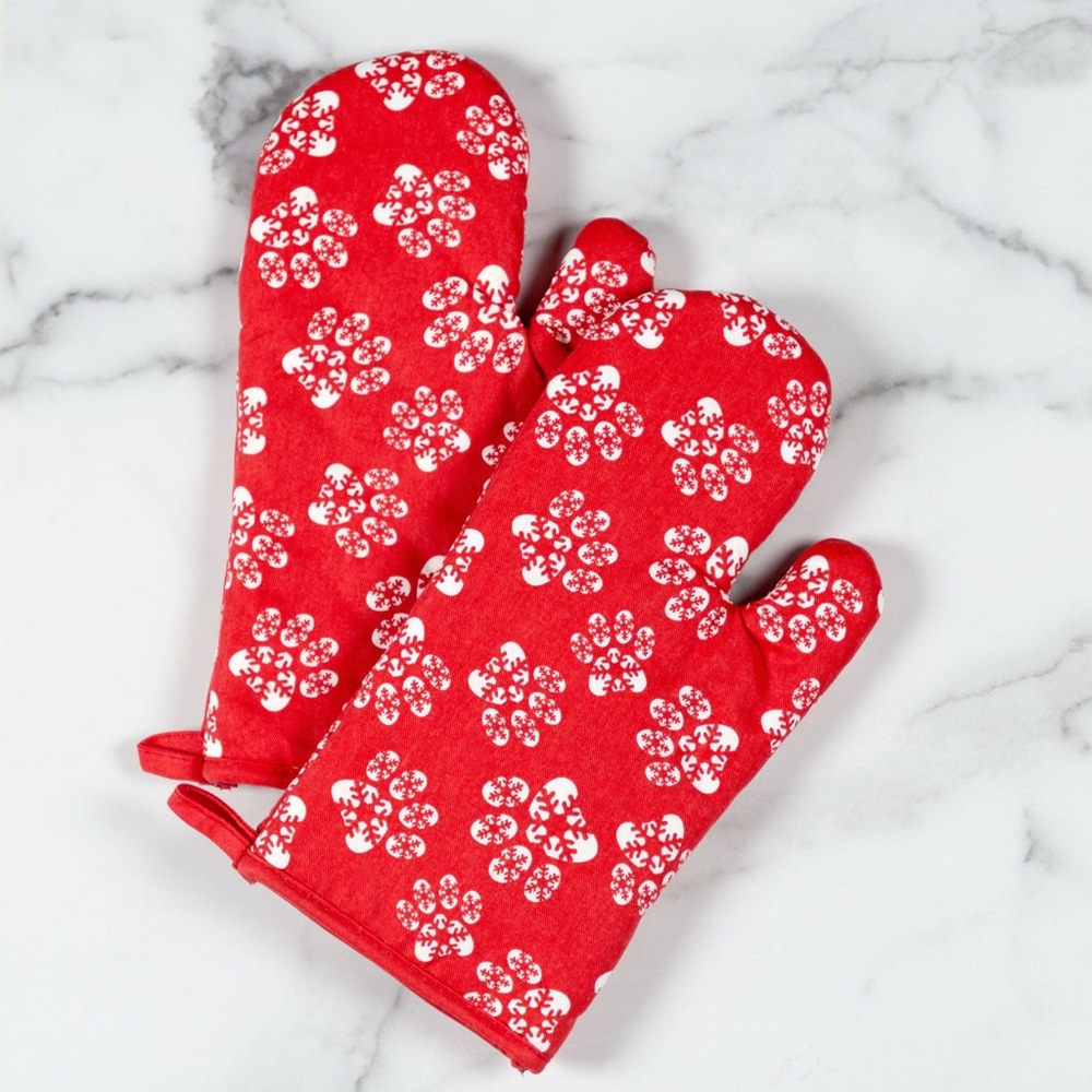Paw Print Snowflake Oven Mitts